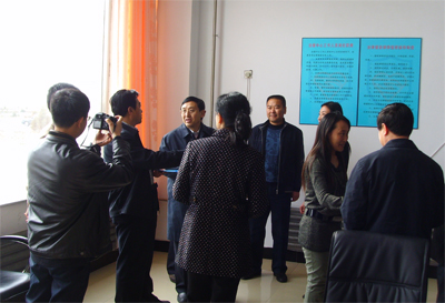 com 正文    盟委委员,政法委书记东戈,盟委委员,市委书记牛志美,盟