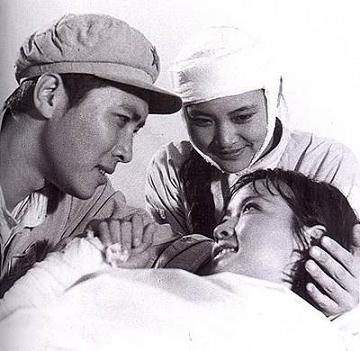 陈冲暗恋奶油小生唐国强兄妹背后的情感-陈