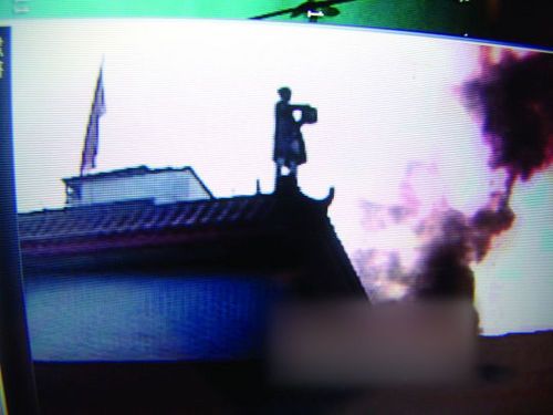女子为阻拆迁自焚身亡 专家称悲剧凸显物权法无力
