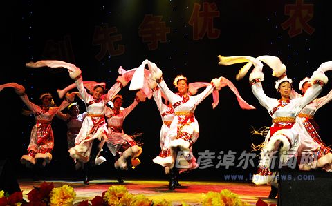 巴彦淖尔市农牧业局举办创先争优 农牧情韵文