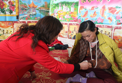 <em>三八</em><em>妇女节</em>兴和县妇联开展<em>慰问活动</em>--兴和县
