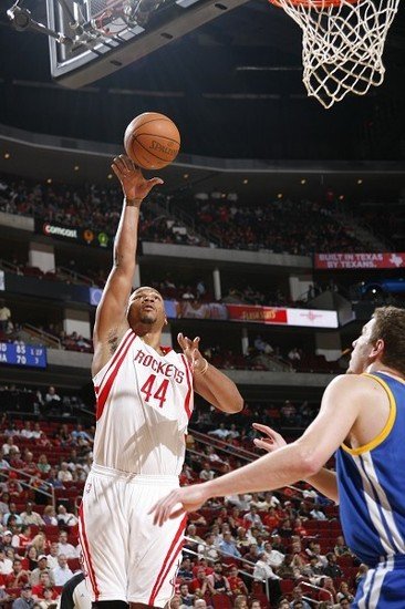 NBA官网：火箭冲季后气势足 灰熊赛程占优