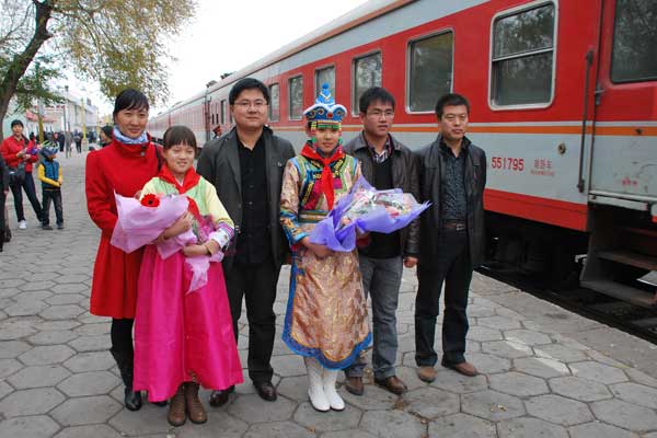 扎市格根珠勒荣获全国优秀少先队员称号-扎市