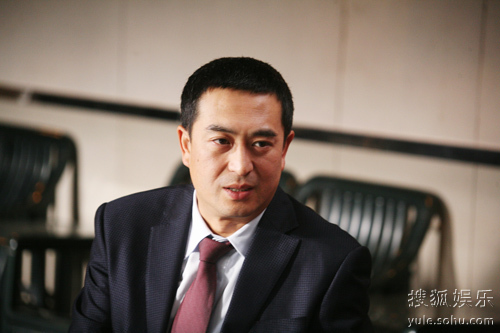 张嘉译《下海》走红荧屏 励志剧情感染观众