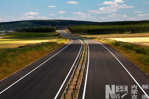 内蒙古博牙高速公路即将开通运营