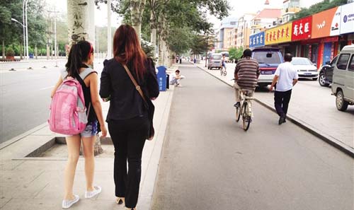 23岁女子当上奶奶图片