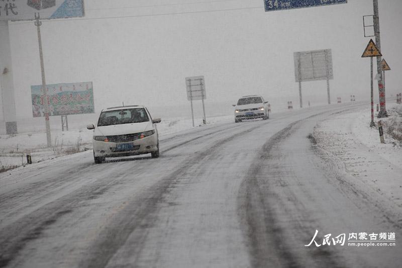 内蒙古克什克腾旗遭受暴风雪袭击