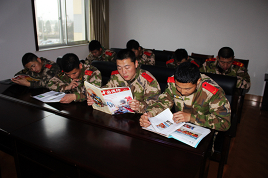 读书活动活跃警营文化生活