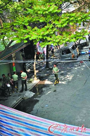 男子放火催欠款 同债务人一齐被烧死 - 放火 欠