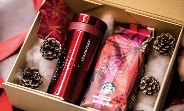 聚在星巴克,融融暖意温暖你我