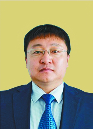 就如何贯彻落实好会议精神,记者采访了丰镇市委书记曹思阳