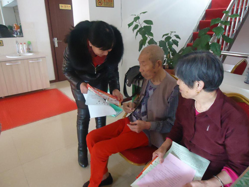 牙克石市暖泉办事处开展学雷锋志愿服务活动