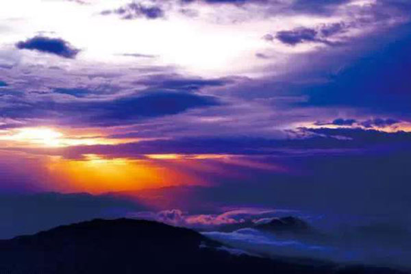 逃离城市 五月最值得去的清新地方_旅游信息_