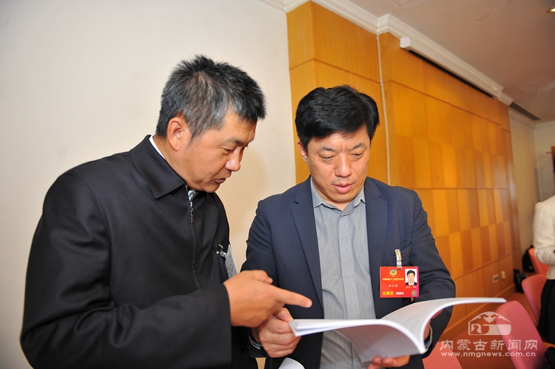 内蒙古港原化工董事长_内蒙古化工职业学院(3)
