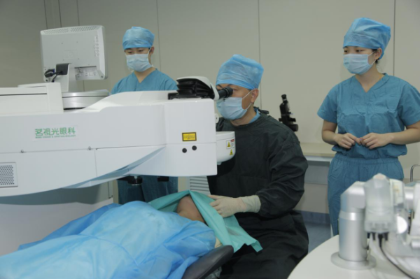 做完近视眼手术后眼睛会痛吗?