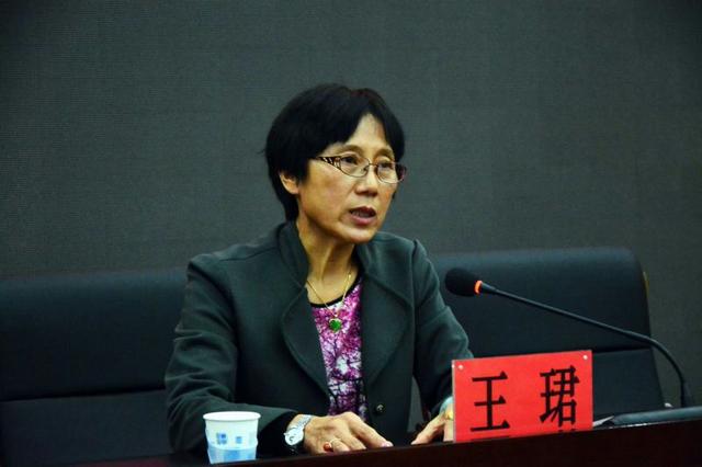 党的十八届六中全会精神宣讲团走进玉泉区
