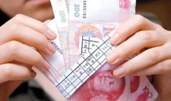 国家小康家庭的标准图_小康家庭收入标准(2)
