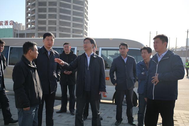 吴文明,白洁一行检查玉泉区环境卫生,土地征收改造工作