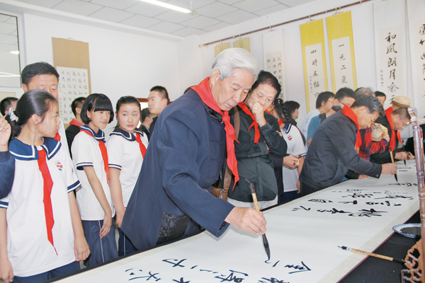 昂首阔步踏歌行——中国书法城十年建设掠影-内蒙古故事网-内蒙古新闻网