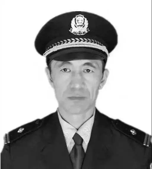 英雄模范何建华