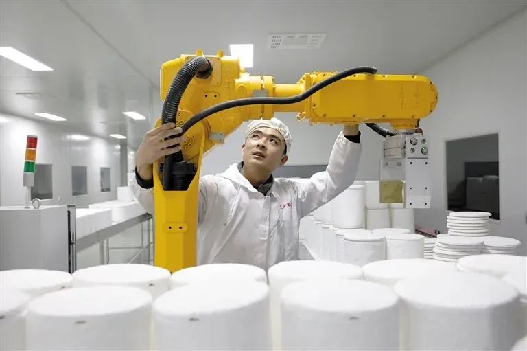 《2025年中国科技论文统计报告》显示