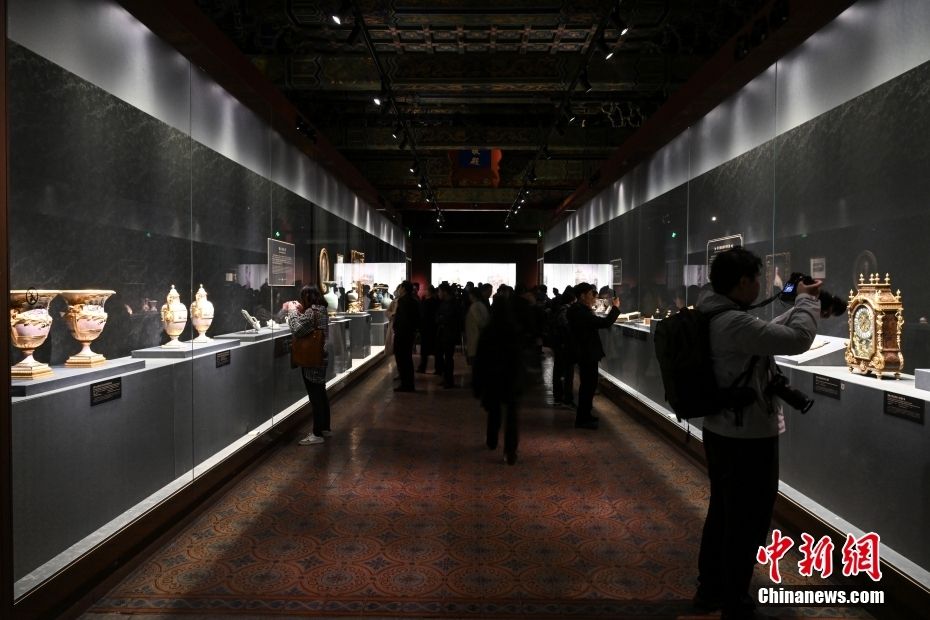 “紫禁城与凡尔赛宫——17、18世纪的中法交往”展览在北京开幕-国内频道-内蒙古新闻网