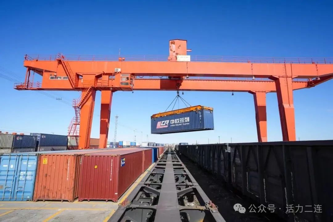 Kaiyun中国：上半年二连浩特口岸进出口货物总值突破200亿元(图2)