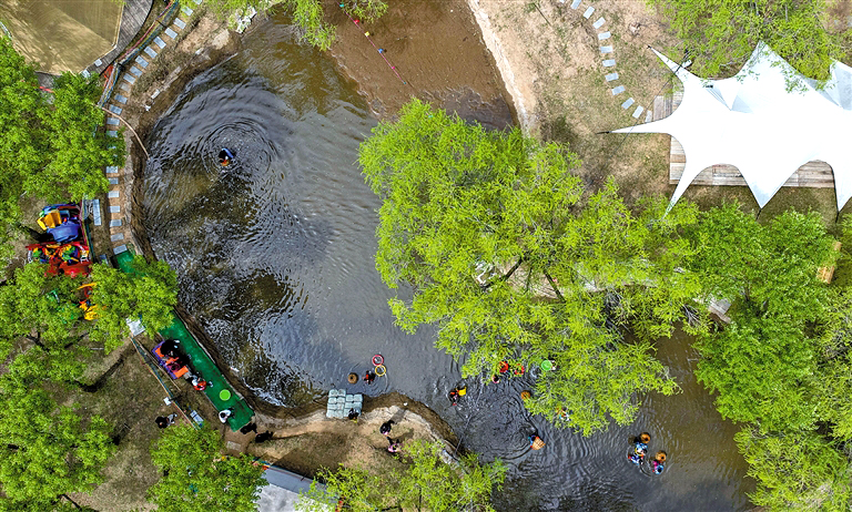 多元业态齐发力 文旅市场热力足