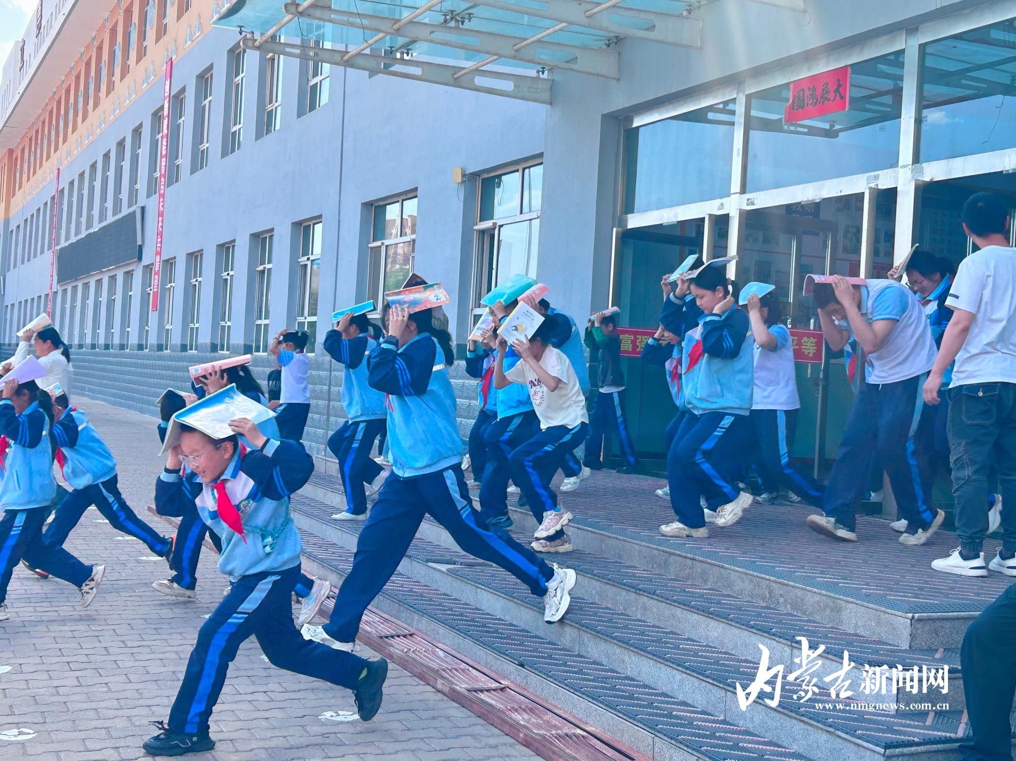 MEITU_20250516_125647389.jpg MEITU_20250516_125647389.jpg