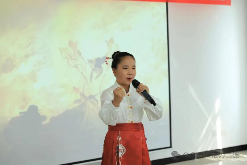 二连浩特市评选出25名优秀少年小读者