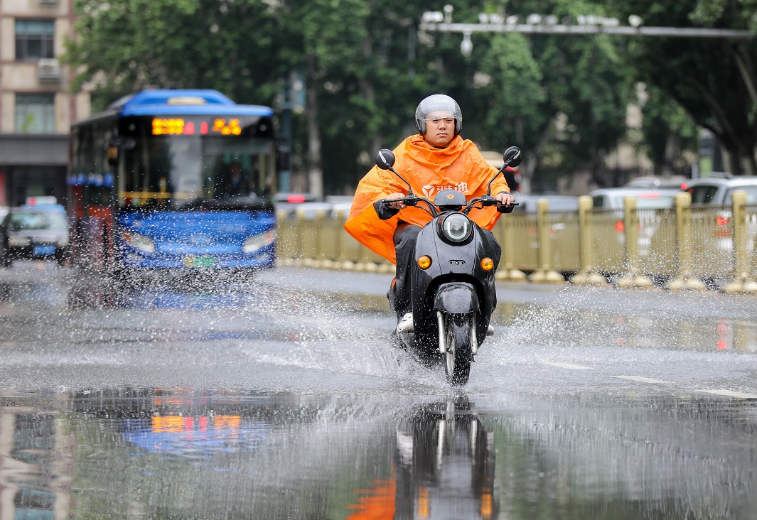 小暑迎降雨