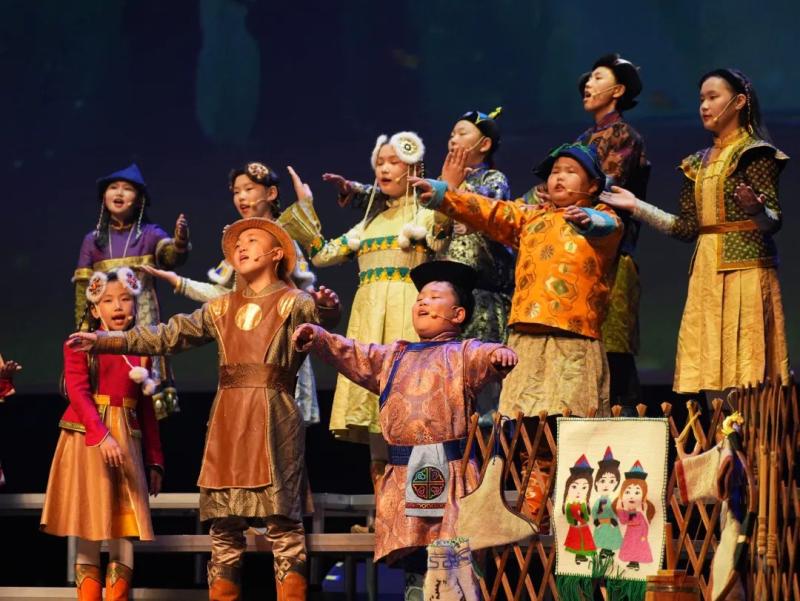 北疆文脉越山海 童声载梦入京华