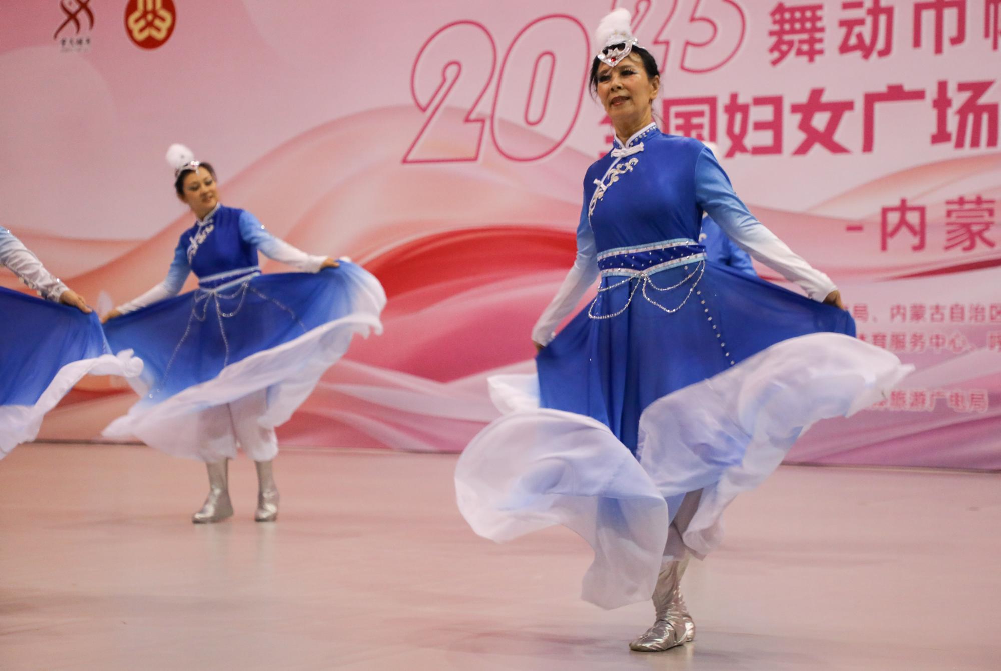 舞動巾幗風采
