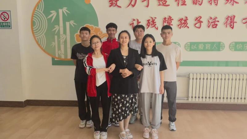 从0到全国舞台！她让每个特殊孩子“发光”
