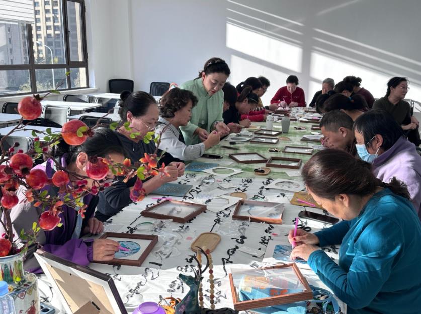 非遗体验走进社区