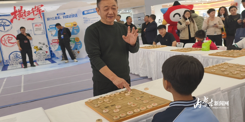 现场指导 mmexport1762935558446.jpg