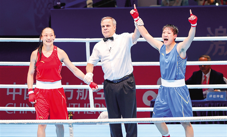 赵轩摘得十五运会拳击女子54公斤级金牌