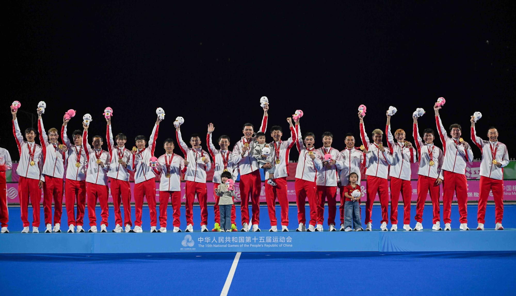 时隔32年 内蒙古男曲再夺全运会冠军