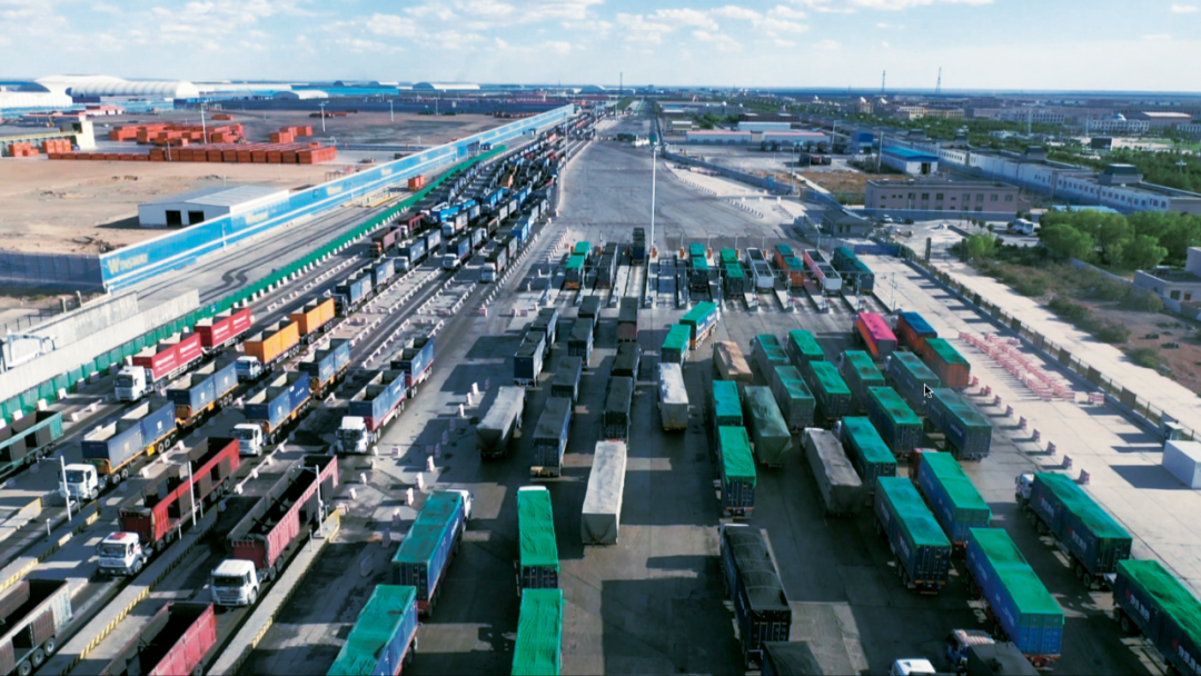 智慧建设显成效！策克口岸单日通关量创历史新高