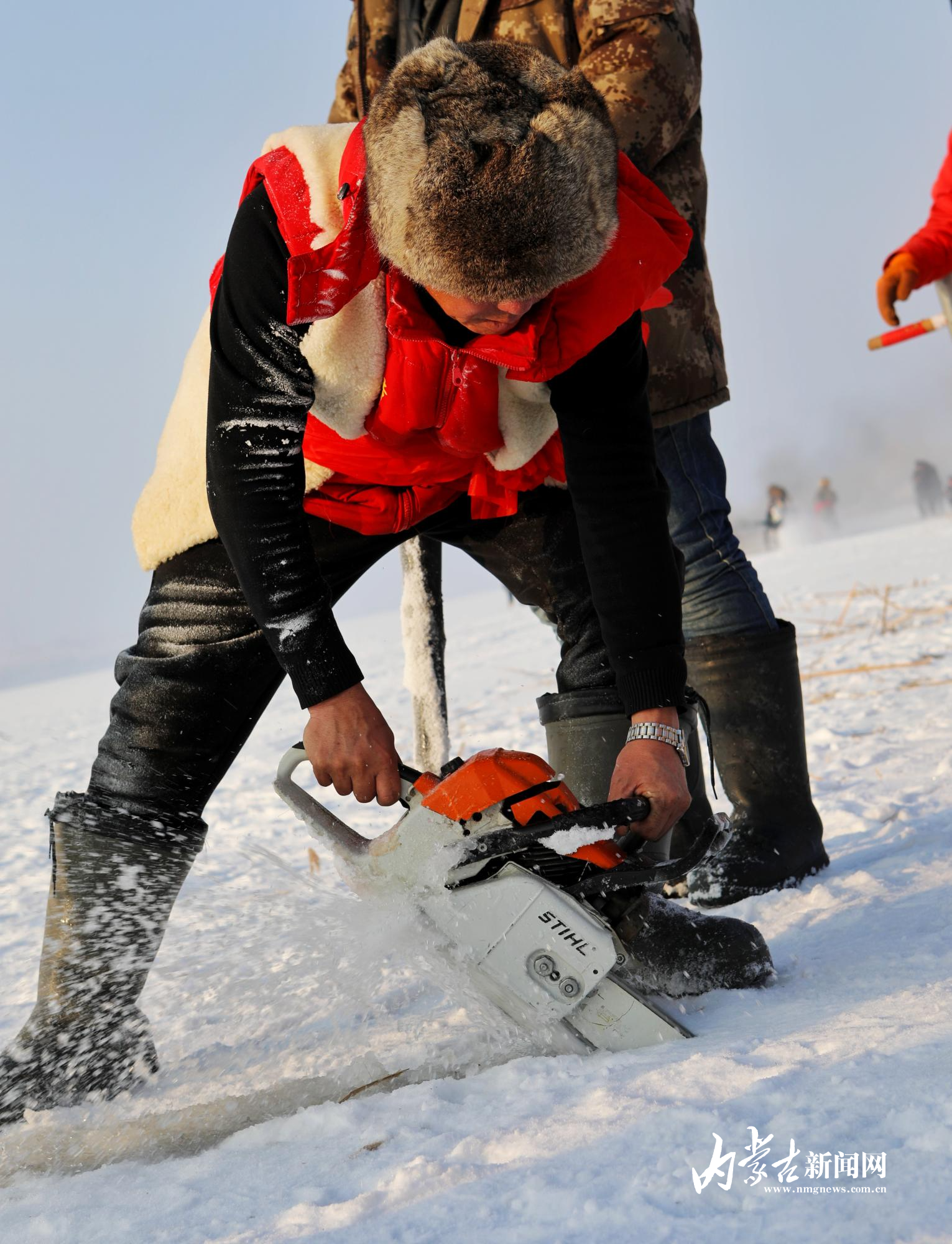 微信图片_20251217152637_42_76.jpg 微信图片_20251217152637_42_76.jpg