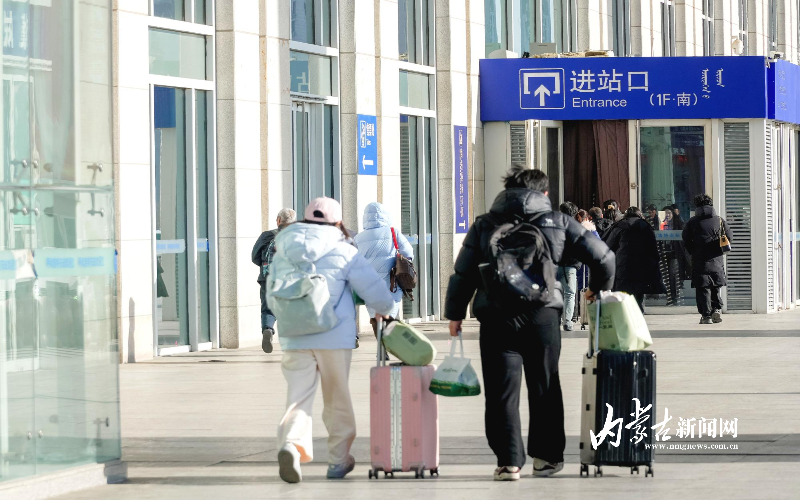 进站3.jpg mmexport1768281904686_edit_492455365054543.jpg