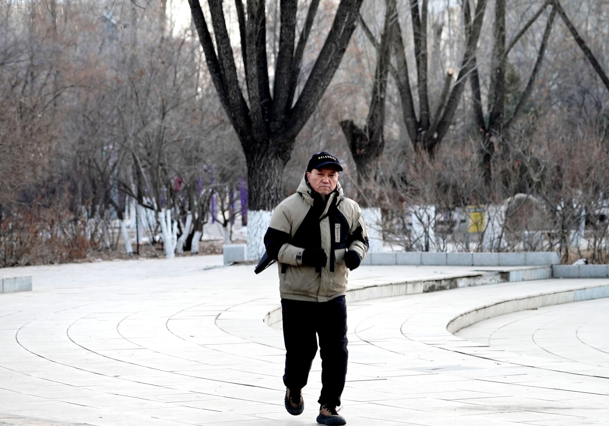 零下十几度！呼和浩特春度公园晨练“热力”不减