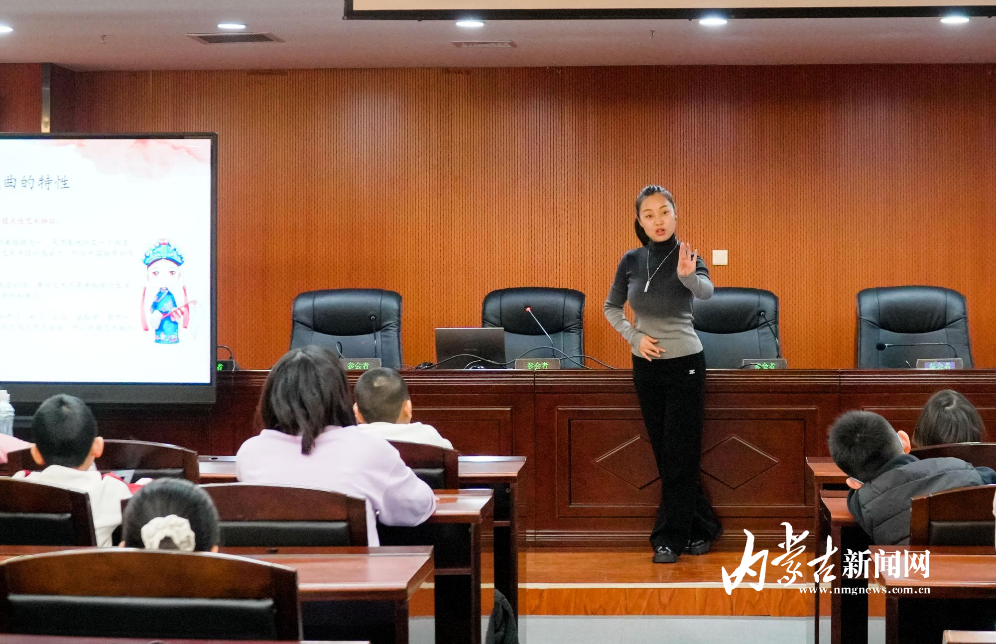 展身段.jpg mmexport1769316259057.jpg