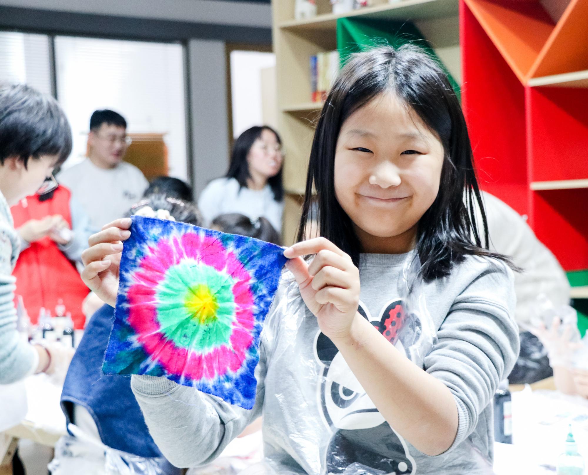 非遗扎染进社区