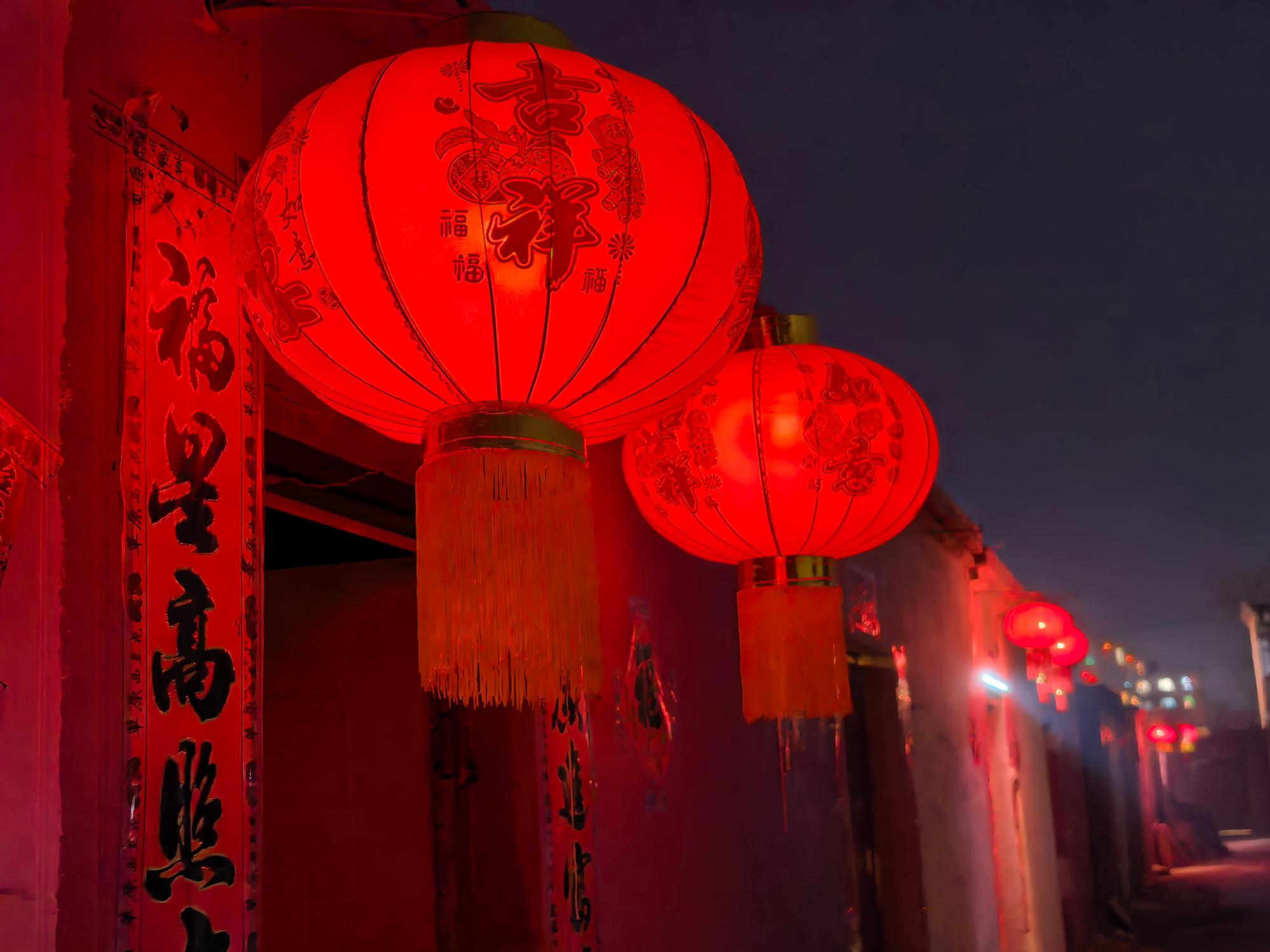 （2026新春走基层）春节的红火画卷