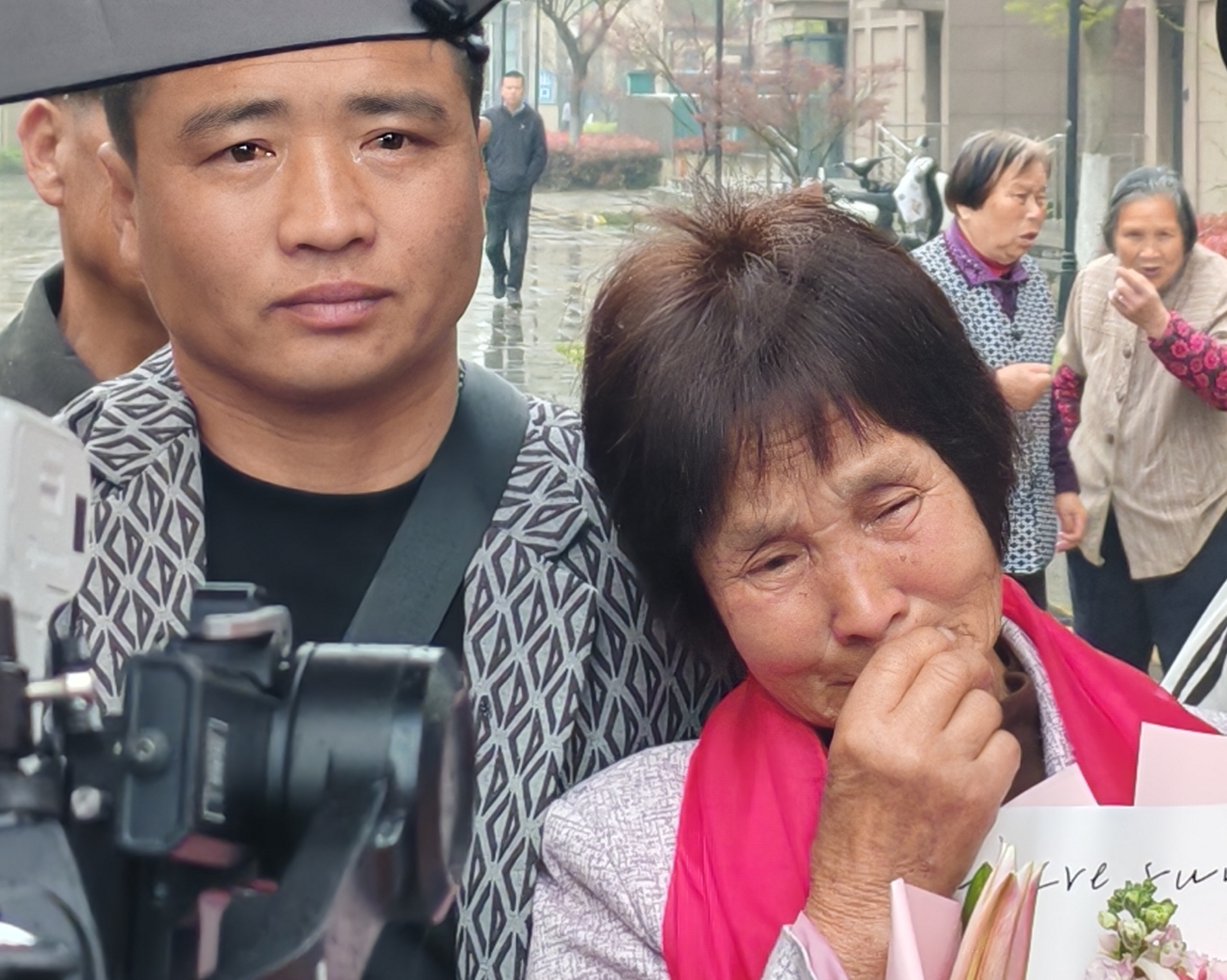 “国家的孩子”崔丽华认亲：用爱接力的“寻根”之路