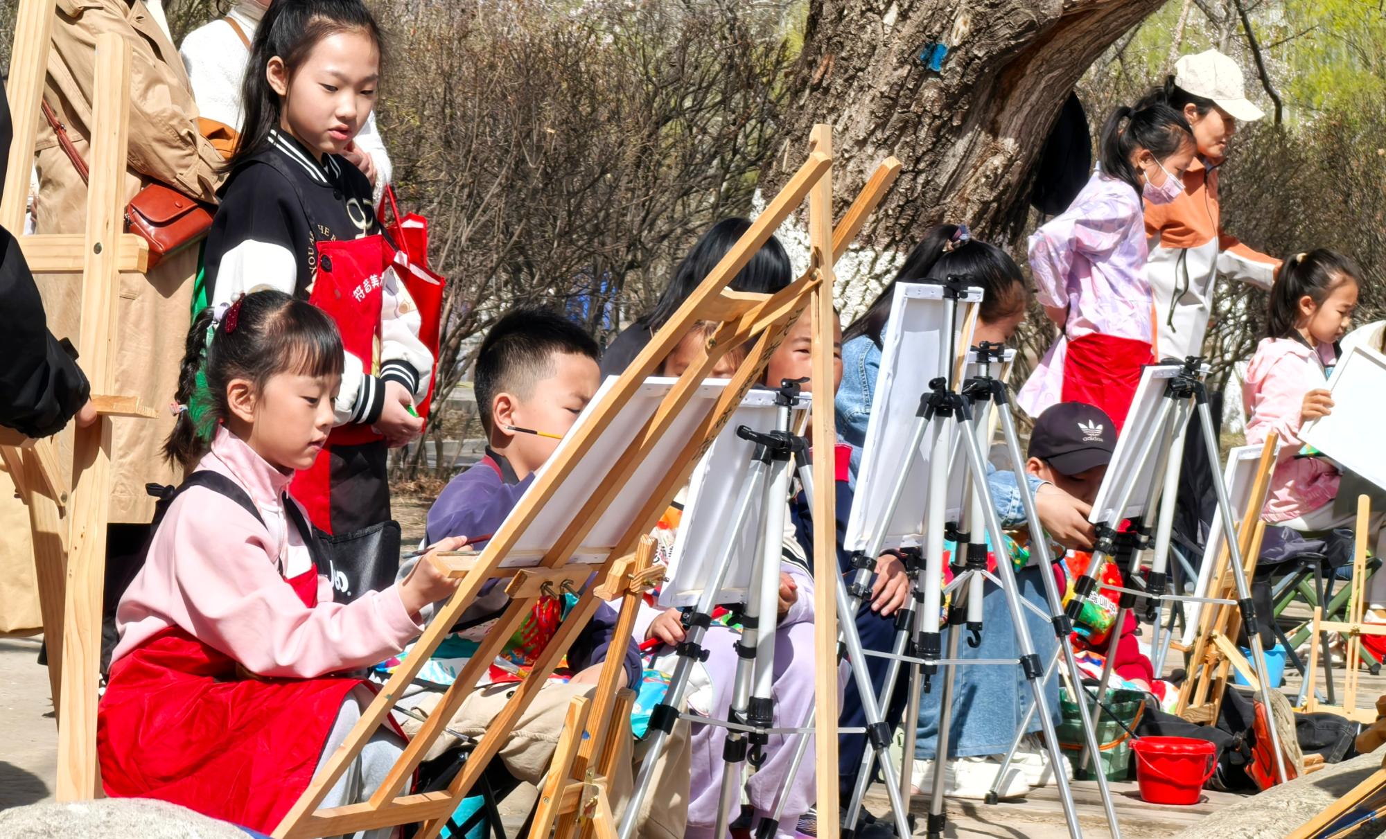 文化惠民！百名画家邀您共绘青城春光