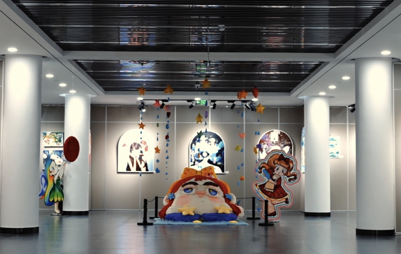 青少年创意绘画展亮相呼和浩特市美术馆