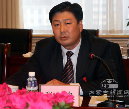 张双泉:科右旗要把"三农"作为重中之重