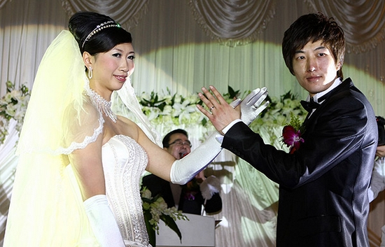 女排队长步入婚姻殿堂 李珊婚礼浪漫且别具一格